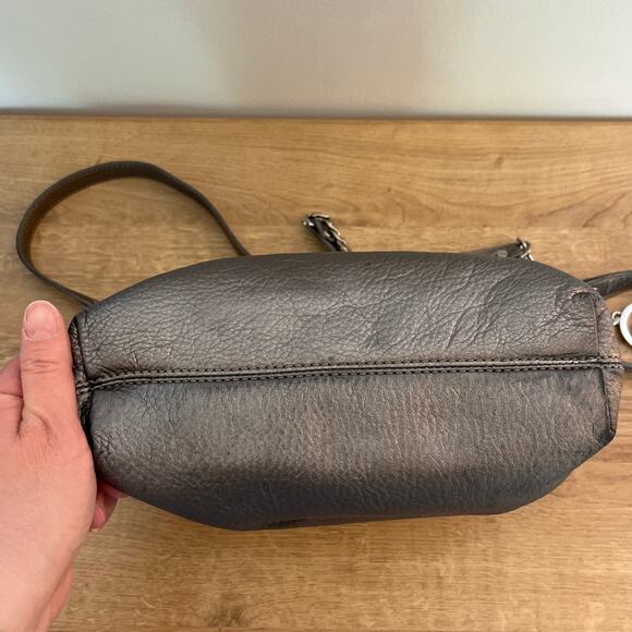 Michael Michael Kors Silver Pebbled Leather Shoulder Crossbody Bag w/ Dustbag - Picture 4 of 13